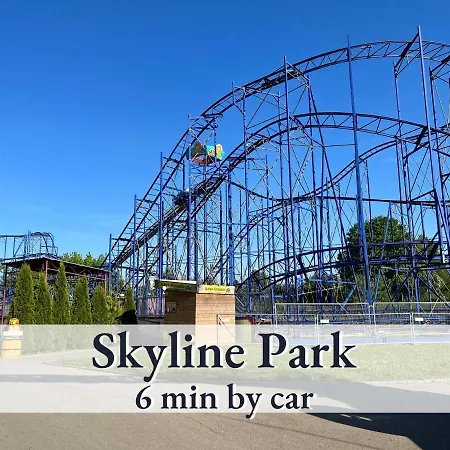 Hallo!-apartment 8: Cozy City Center With Sunny Balcony *