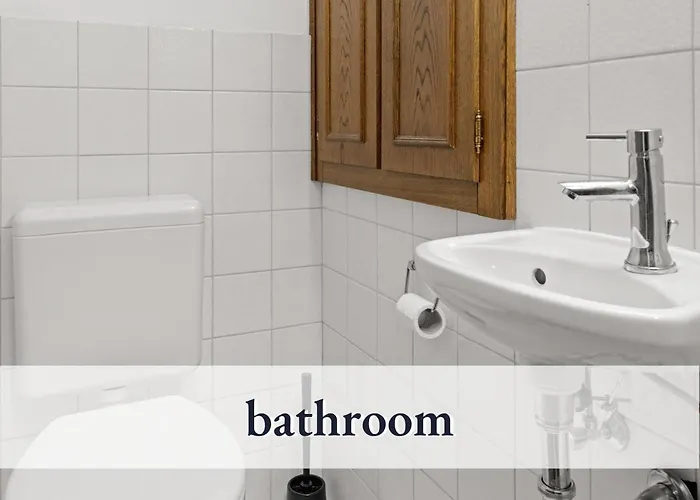 Apartment Sehr Gemütliche Ferienwohnung In Bester Lage Mit Großem Sonnenbalkon L Innenstadtnähe L 1 Minute Zum Bahnhof L Küche L Tv L Free-wlan L Willkommen Im Hallo!-apartment 8