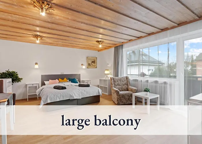 Sehr Gemütliche Ferienwohnung In Bester Lage Mit Großem Sonnenbalkon L Innenstadtnähe L 1 Minute Zum Bahnhof L Küche L Tv L Free-wlan L Willkommen Im Hallo!-apartment 8